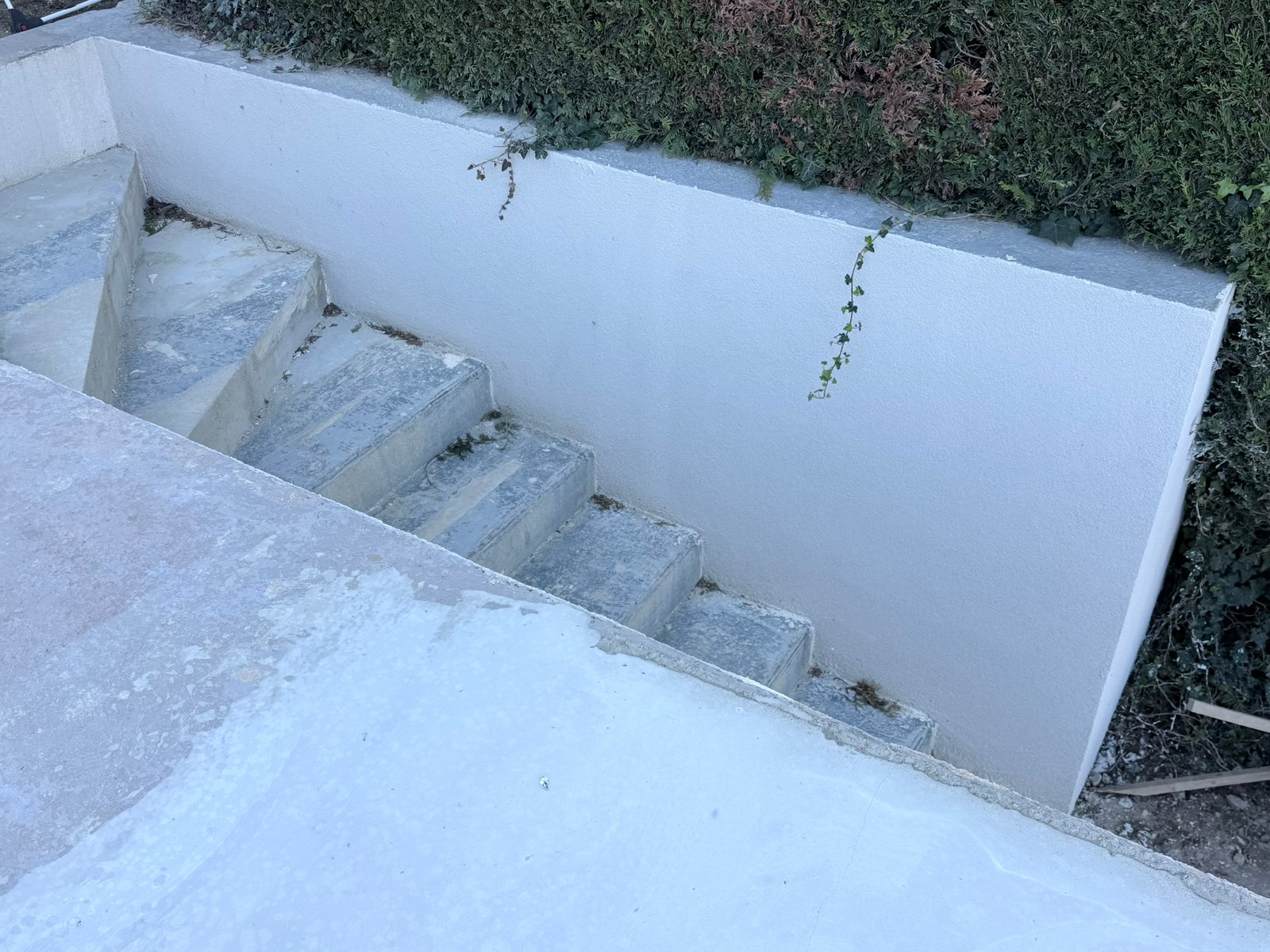 Escaliers extérieurs béton brut avant carrelage Aix-les-Bains Kocak