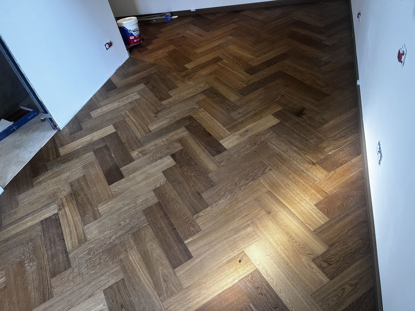 Pose parquet bâtons rompus chêne à Chambéry